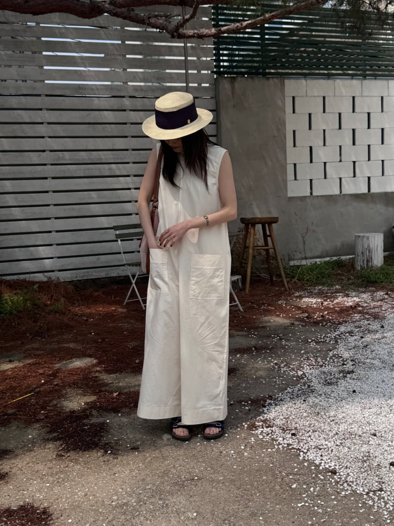 Theres - Korean Women Fashion - #momslook - Flynn Jumpsuit - 4