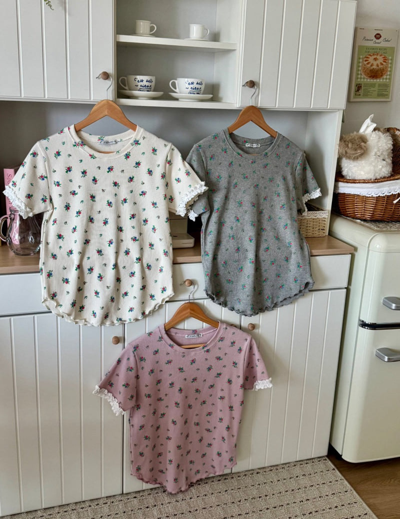 Toll - Korean Women Fashion - #momslook - Small Flower Lace Tee - 7