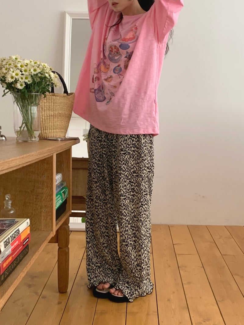 Toll - Korean Women Fashion - #restrostyle - Leopard Pleats Pants - 3