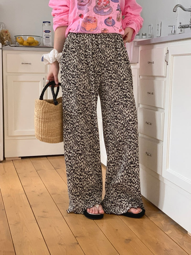 Toll - Korean Women Fashion - #thatsdarling - Leopard Pleats Pants - 6