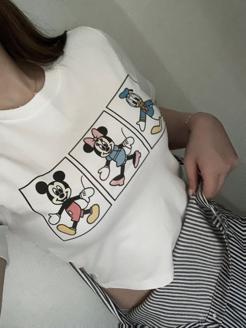 Toll - Korean Women Fashion - #womensfashion - D Three Friends Tee