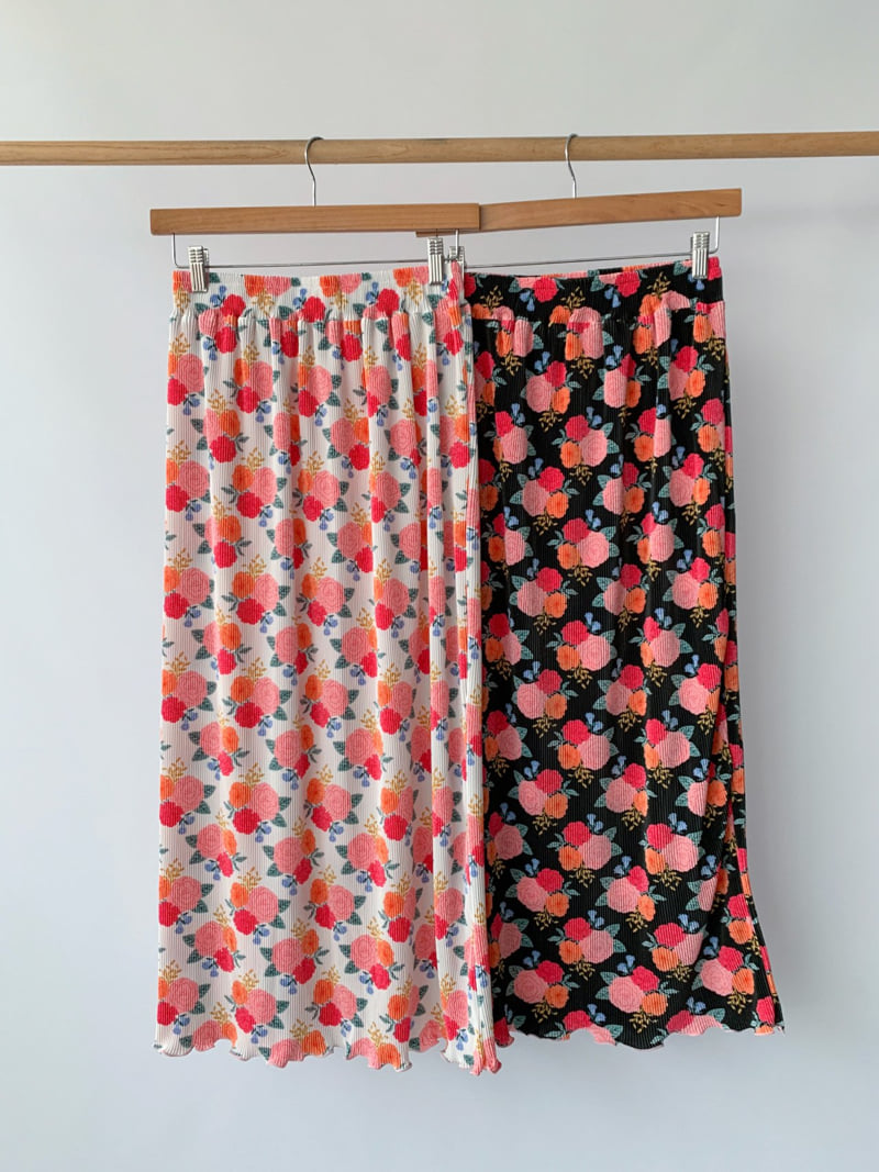 Toll - Korean Women Fashion - #momslook - Rose Pleats Skirt - 4
