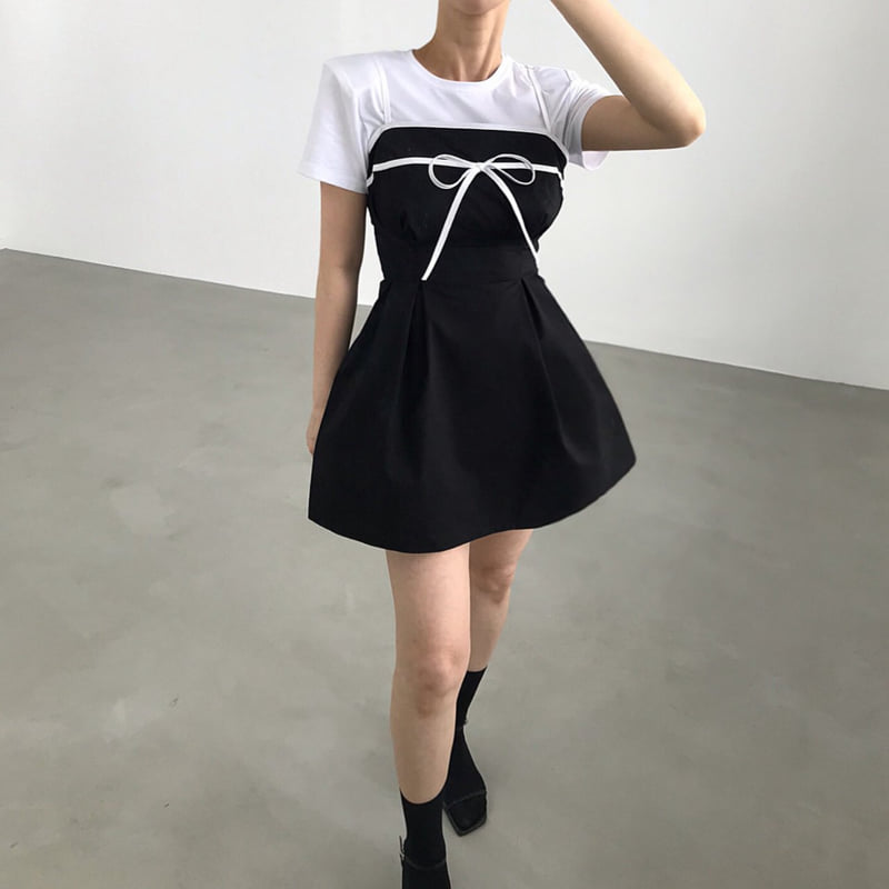 Twomoon - Korean Women Fashion - #momslook - Cookies Cream Ribbon One-piece - 2