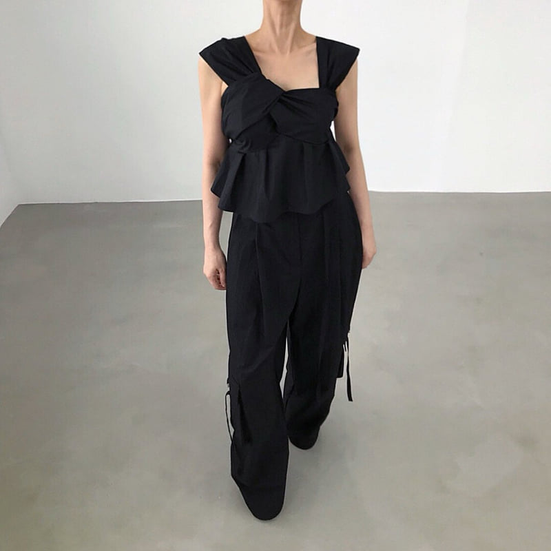 Twomoon - Korean Women Fashion - #momslook - Dolce Asymmetric Sleeveless Top - 6