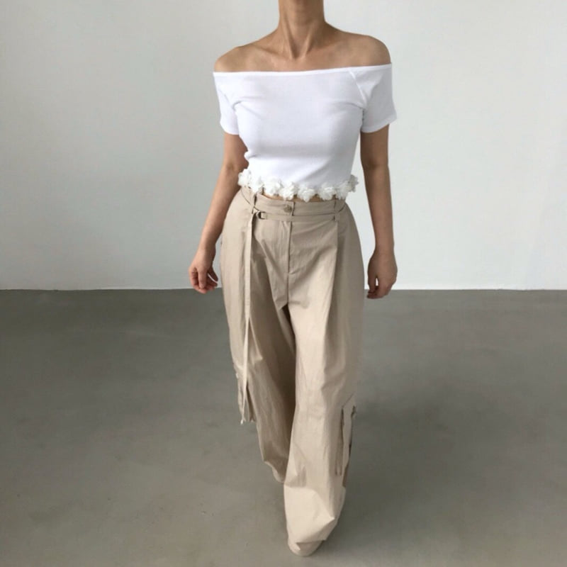 Twomoon - Korean Women Fashion - #vintagekidsstyle - Rose Off-shoulder Tee - 3