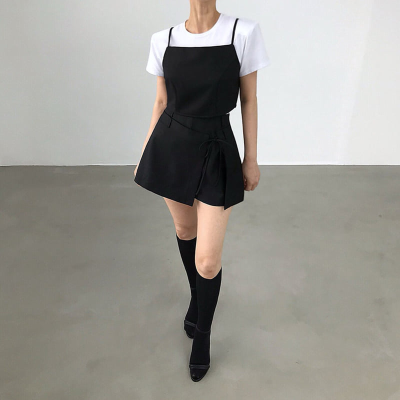 Twomoon - Korean Women Fashion - #momslook - Soul Sleeveless Top - 4
