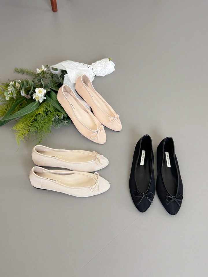 Vade - Korean Women Fashion - #momslook - Slim Mesh See-through Stiletto Flats - 3