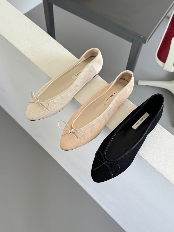 Vade - Korean Women Fashion - #momslook - Slim Mesh See-through Stiletto Flats - 5