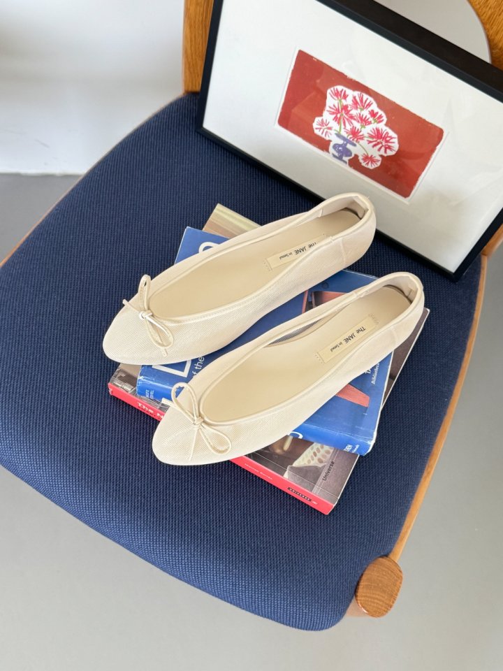 Vade - Korean Women Fashion - #momslook - Slim Mesh See-through Stiletto Flats - 7
