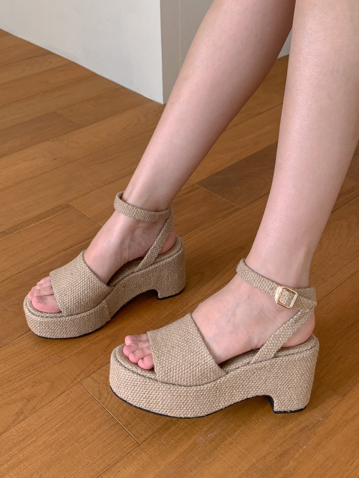 Vade - Korean Women Fashion - #momslook - Basic Platform Mary Jane Sandals   - 5