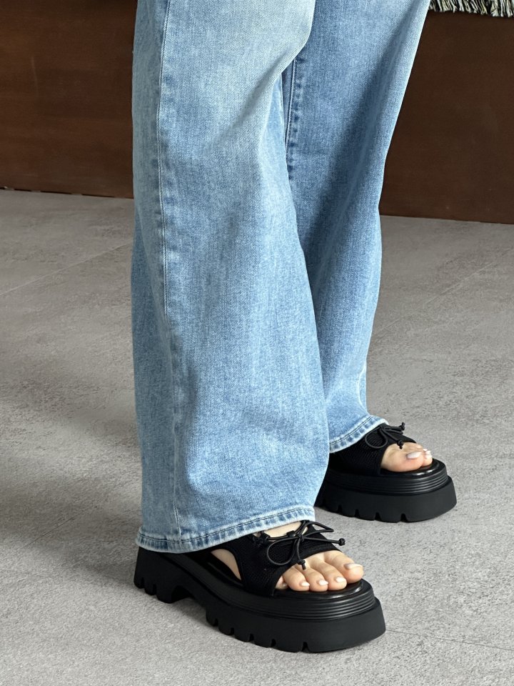 Vade - Korean Women Fashion - #momslook - Slim Platform Slipper Sandals - 3