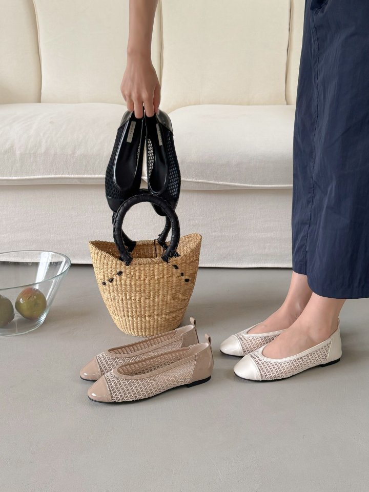 Vade - Korean Women Fashion - #thelittlethings - Mesh Flat Shoes - 9