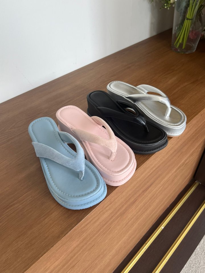 Vade - Korean Women Fashion - #thelittlethings - Vivid Pastel Cotton Candy Platform Sandals   - 2