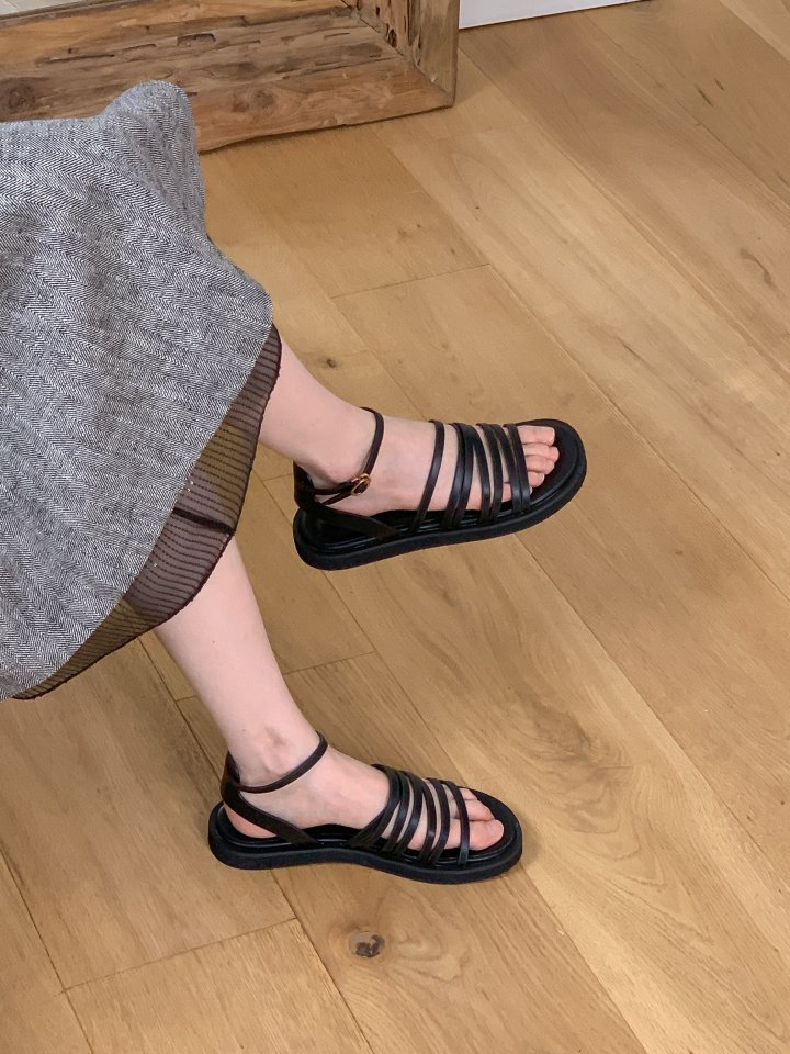 Vade - Korean Women Fashion - #vintageinspired - Twisted Round Sandals   - 3