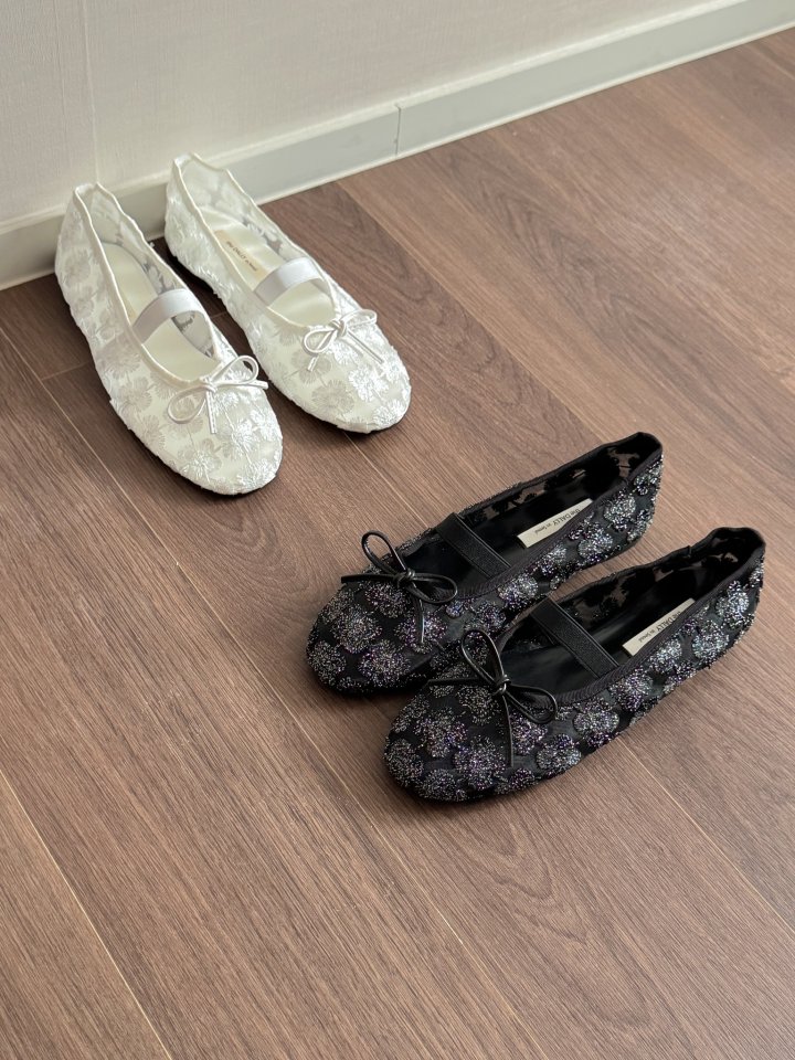 Vade - Korean Women Fashion - #vintageinspired - Mesh Flat Shoes