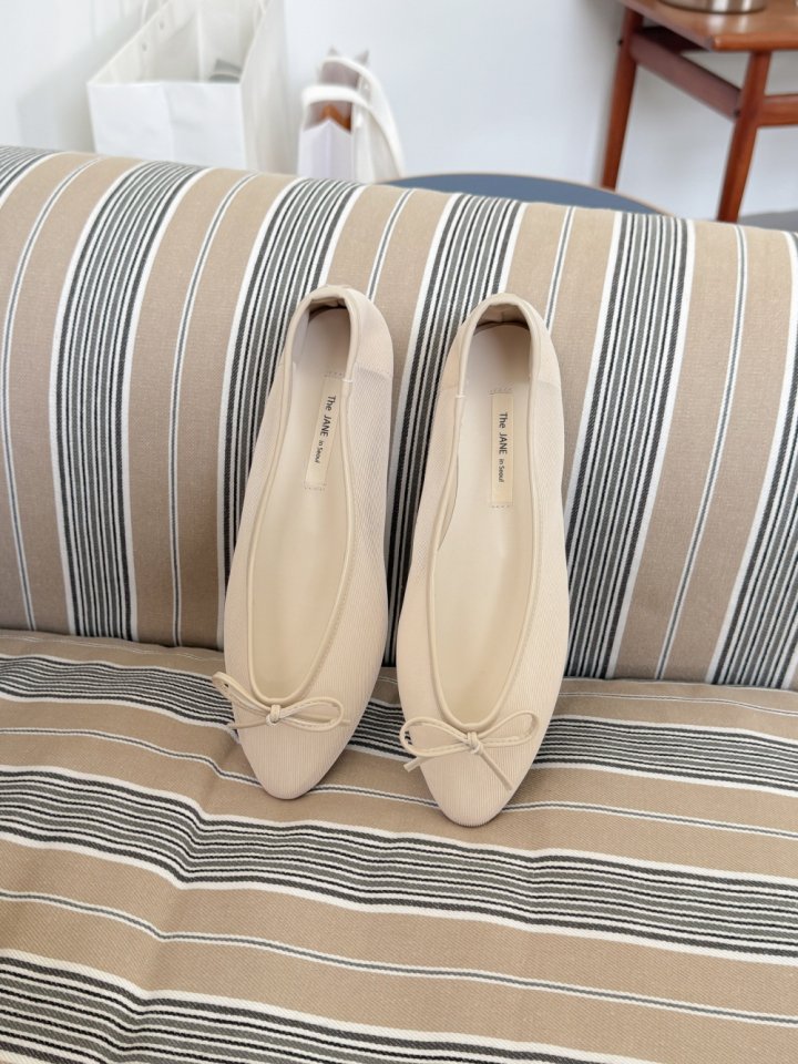 Vade - Korean Women Fashion - #womensfashion - Slim Mesh See-through Stiletto Flats - 8