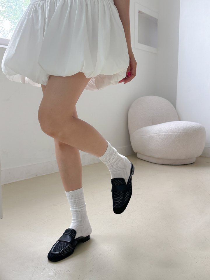 Vade - Korean Women Fashion - #womensfashion - Basic Mesh Square Flat Bloafer  