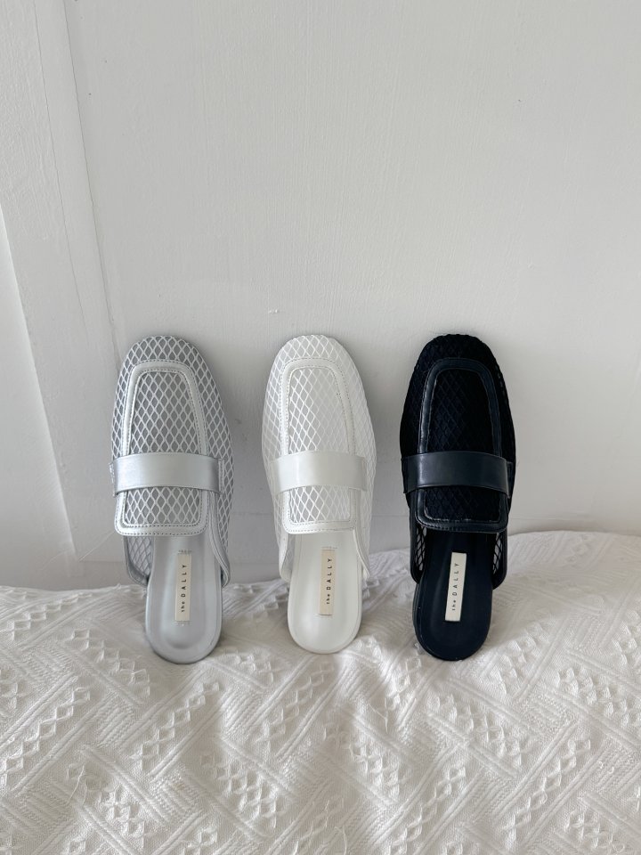 Vade - Korean Women Fashion - #womensfashion - Basic Mesh Square Flat Bloafer   - 5