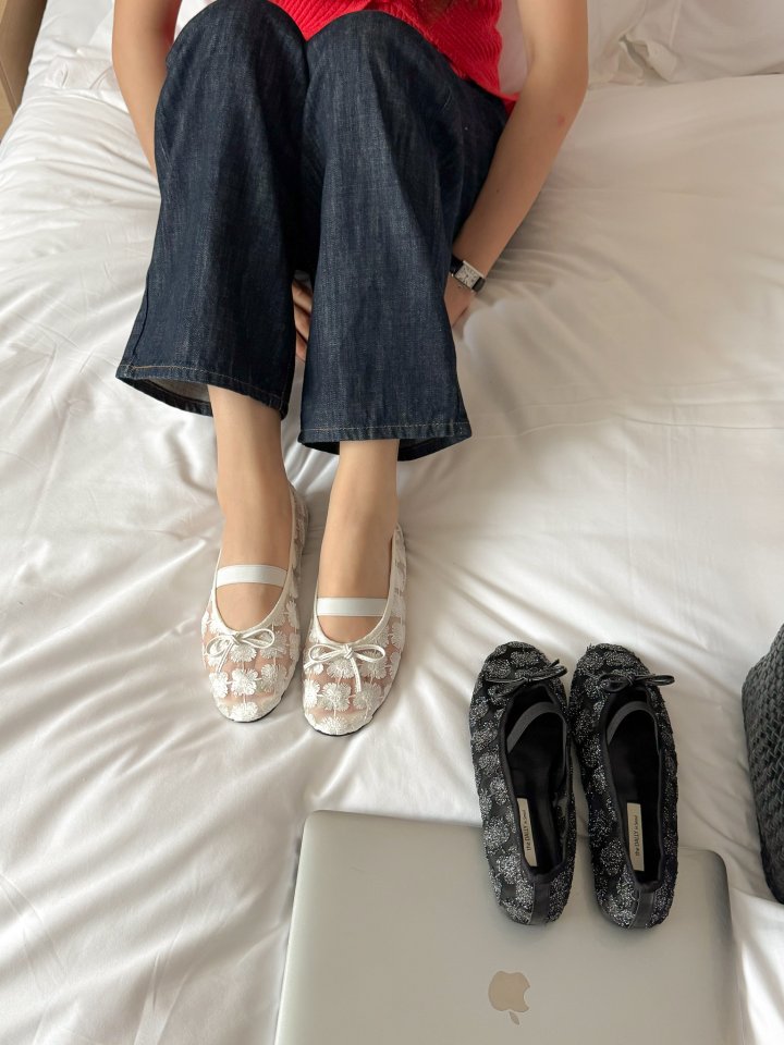 Vade - Korean Women Fashion - #womensfashion - Mesh Flat Shoes - 12