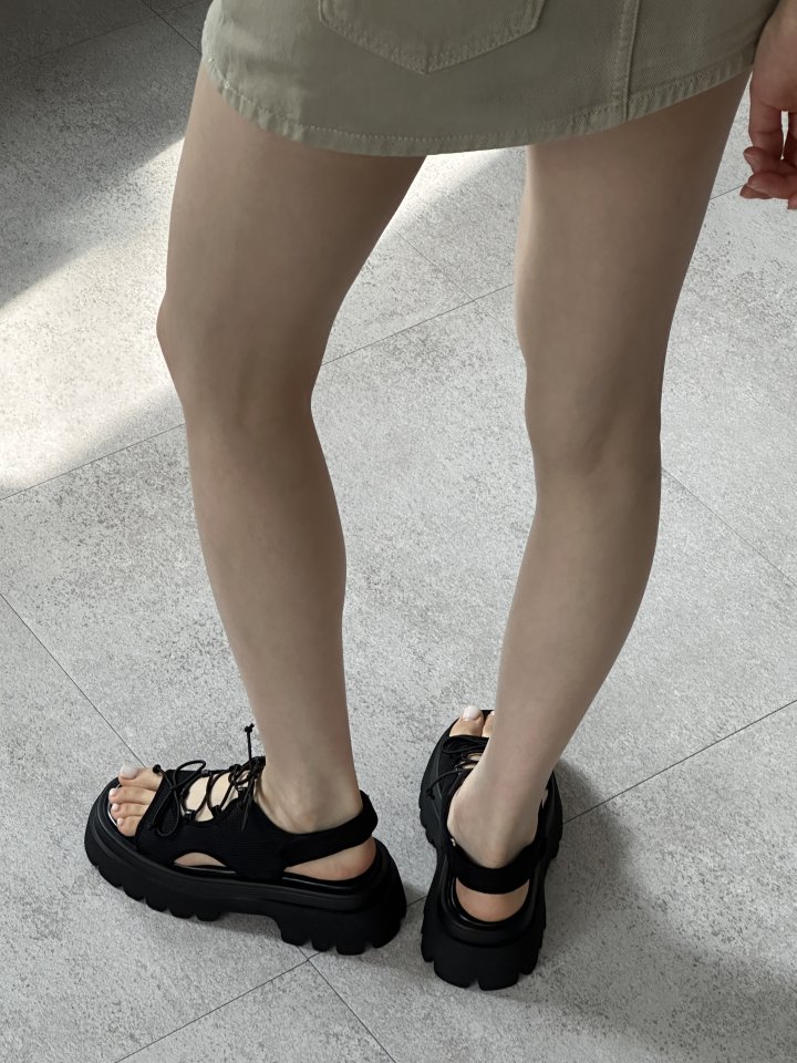 Vade - Korean Women Fashion - #womensfashion - Slim Platform Slipper Sandals - 2