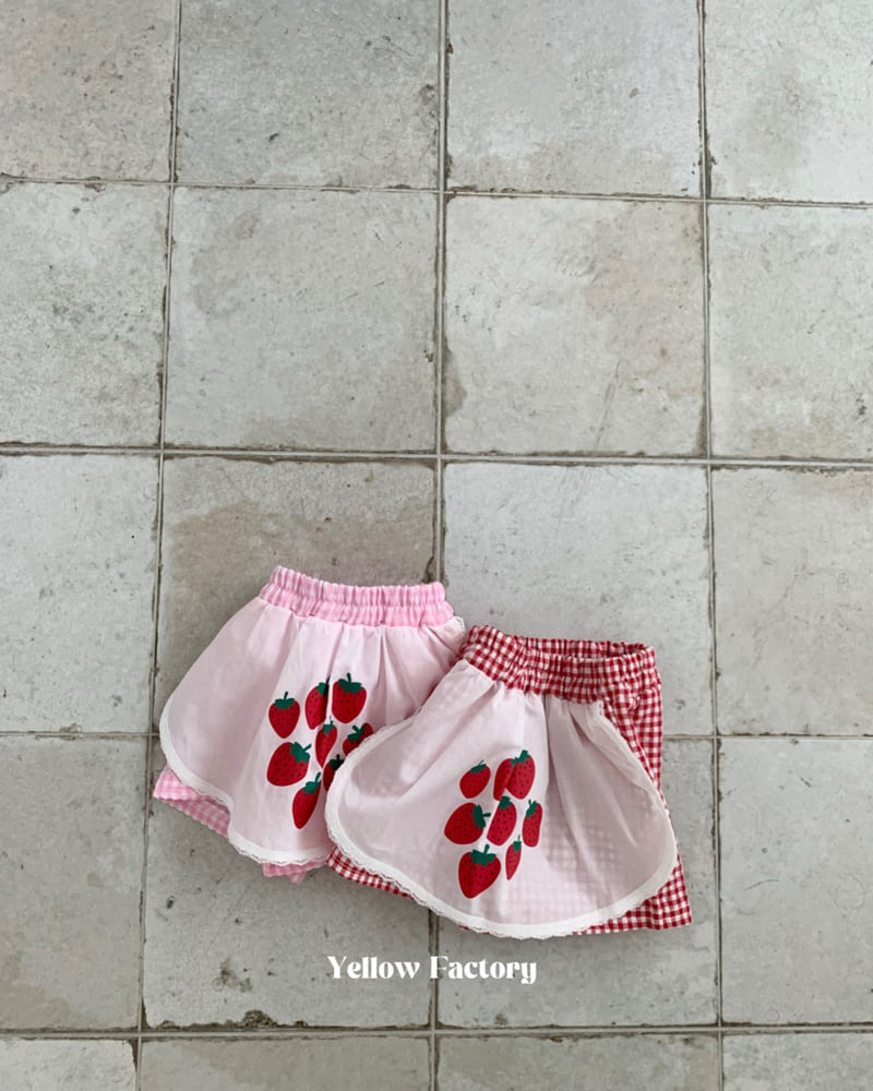 Yellow Factory - Korean Children Fashion - #prettylittlegirls - Strawberry Shorts