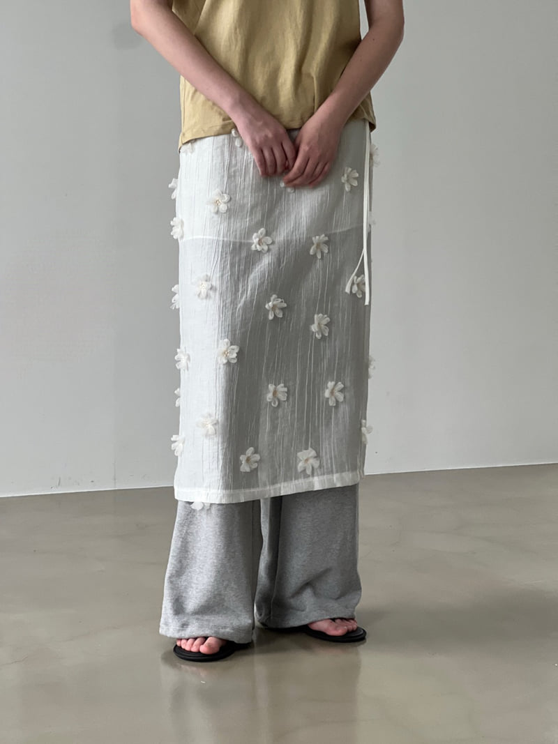 140 Avenue - Korean Women Fashion - #momslook - Poka Flower Skirt - 9