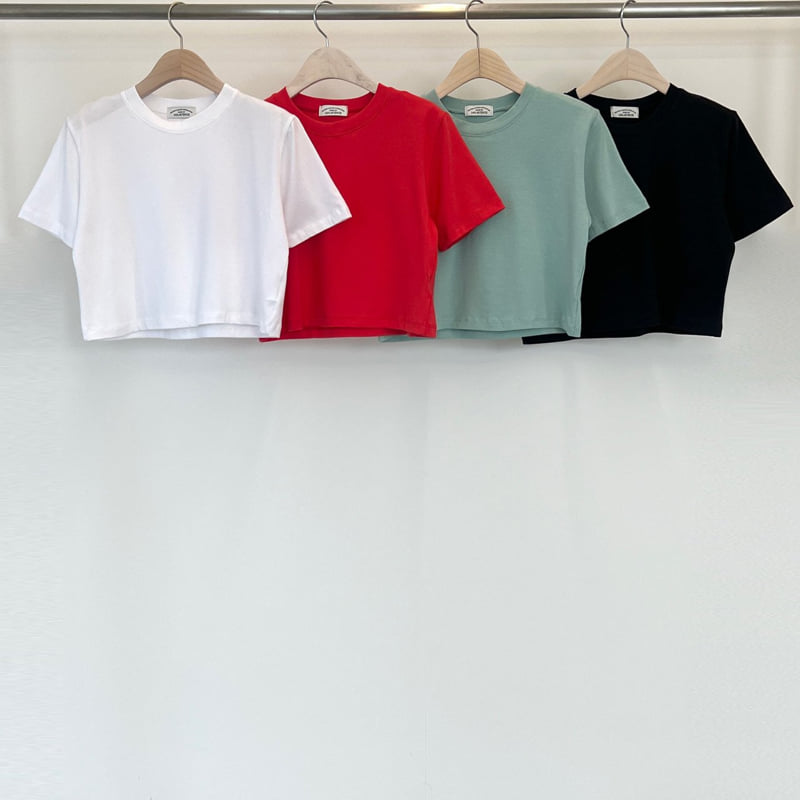 140 Avenue - Korean Women Fashion - #momslook - Honey Crop Tee