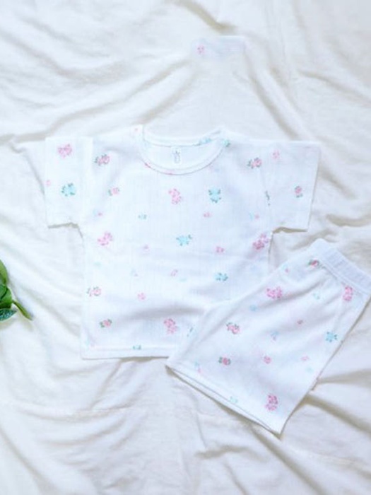 Ribbed Floral Easywear Ribbed Floral Easywear