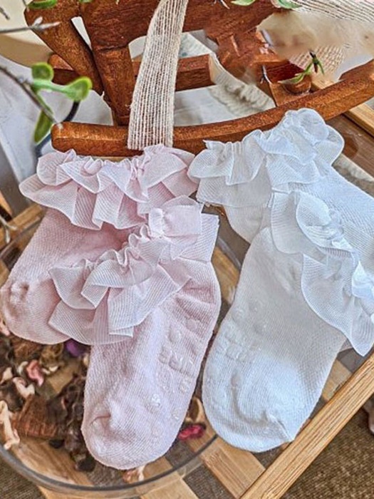 Meringue Cloud Lace Socks Meringue Cloud Lace Socks