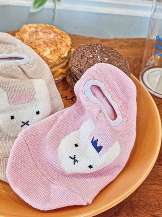 The Bunny Knows Socks The Bunny Knows Socks