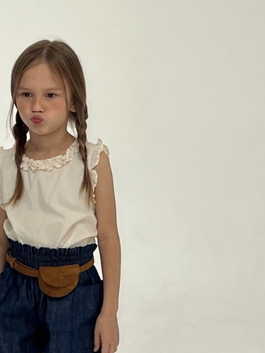 Verse Frill Blouse Verse Frill Blouse