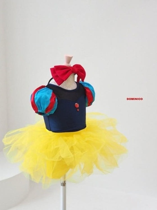 Snow White Two-Piece Balletwear Snow White Two-Piece Balletwear