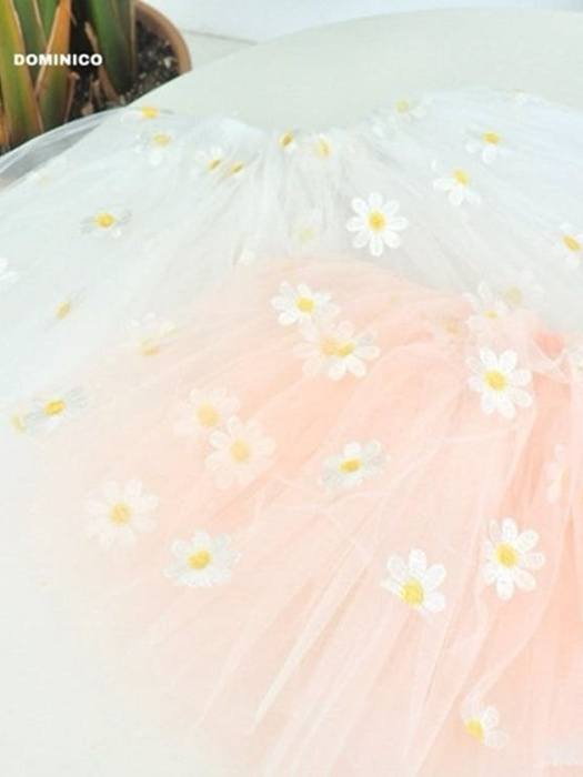 Daisy Tutu Daisy Tutu