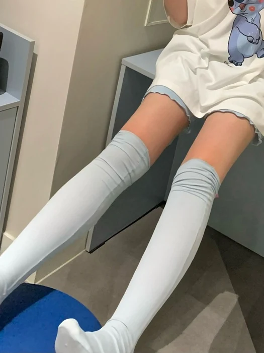 88 Wave Knee Socks 88 Wave Knee Socks