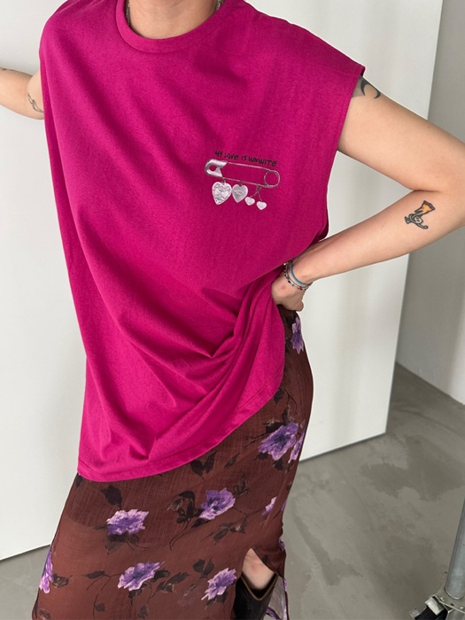 Clip Box Sleeveless Tee Clip Box Sleeveless Tee