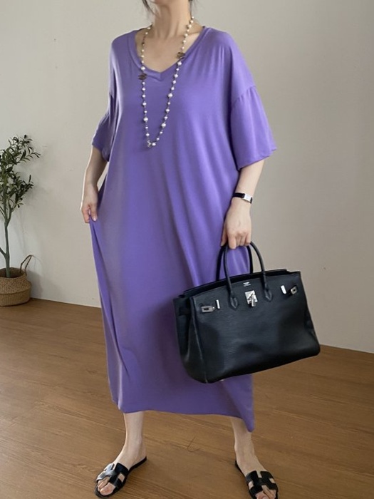 Cool Long V-neck One-piece Cool Long V-neck One-piece