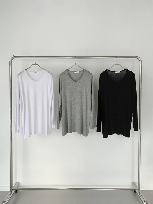 Charlie V-neck Tee