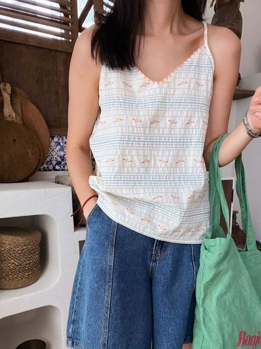 Floral Jacquard Sleeveless