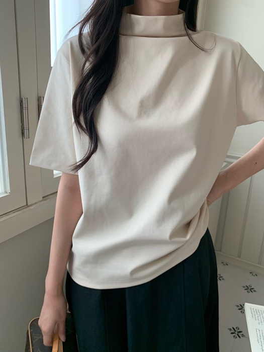 Mock Neck Short Sleeve Tee Mock Neck Short Sleeve Tee