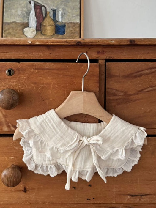 Romantic Cape Romantic Cape
