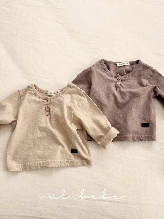 Har Two-Button Tee (Bebe) Har Two-Button Tee (Bebe)
