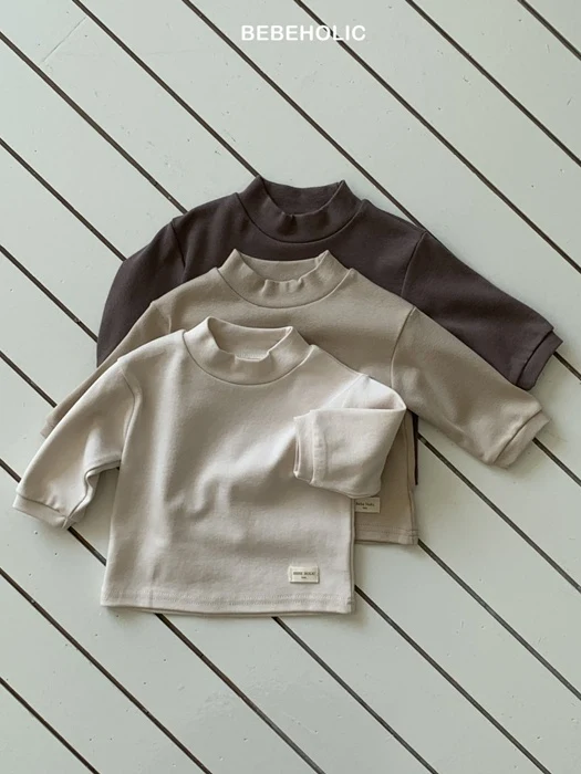 Magic Turtleneck Tee