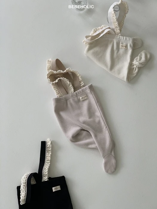 Bella Lace Footed Leggings