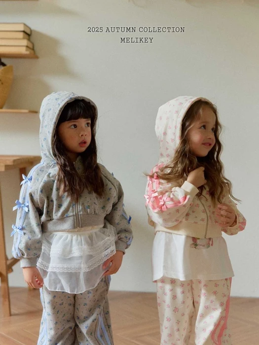 Floral Ribbon Hooded Jumper