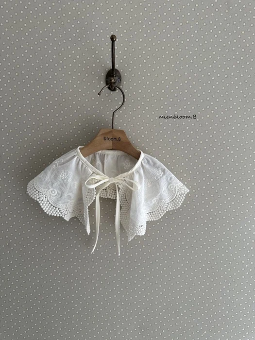 Bebe Elegant Cape