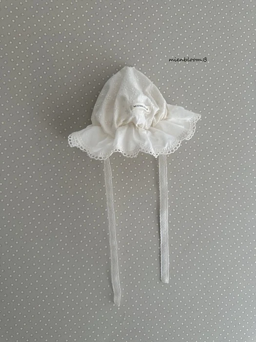 Bebe Star Lace Hat