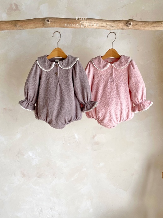 Isabel Collar Suit Isabel Collar Suit
