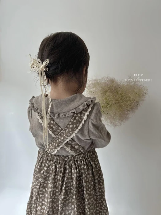 Collar Frill Tee Collar Frill Tee