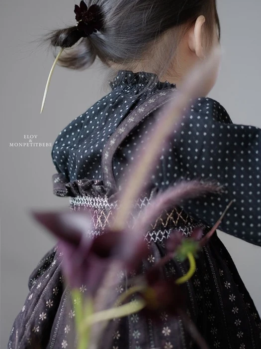 Monde Embroidery Blouse Monde Embroidery Blouse