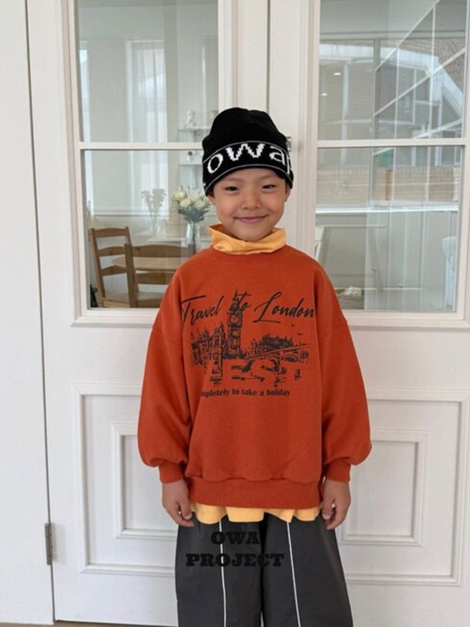 West Sweatshirt West Sweatshirt